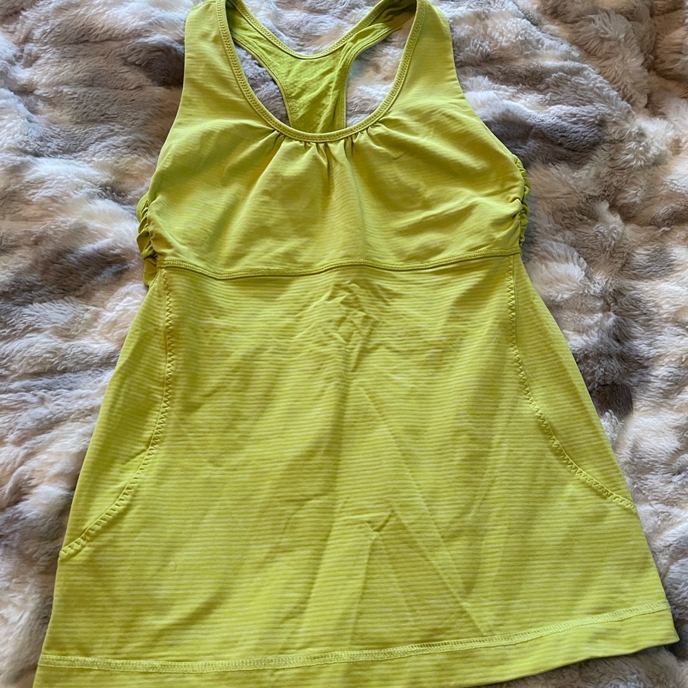 Lululemon Athletica tank top in lime green, size small 4-6